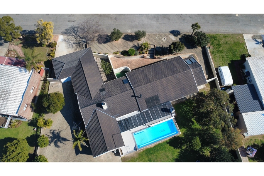 4 Bedroom Property for Sale in Bonnievale Western Cape